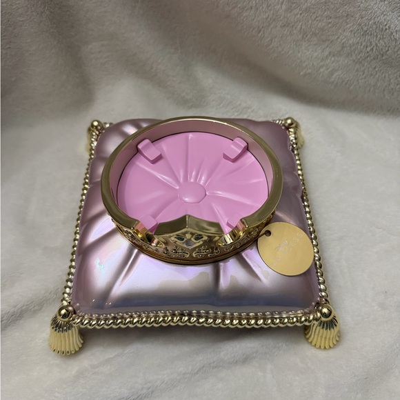 Bath & Body Works Aurora Crown Candle Holder - Picture 3 of 4